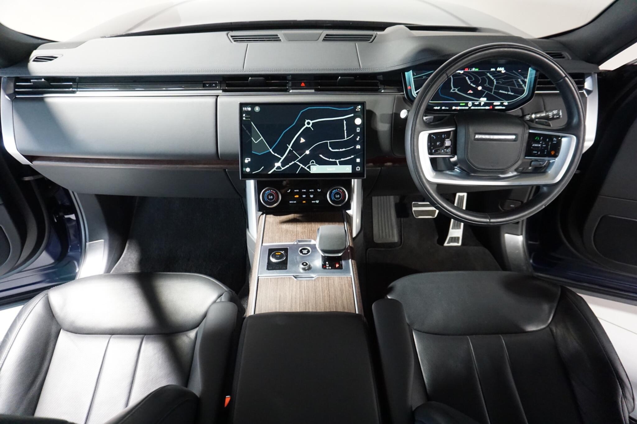 Land Rover Range Rover 3.0 P440e 38.2kWh HSE SUV 5dr Petrol Plug-in Hybrid Auto 4WD Euro 6 (s/s) (440 ps)